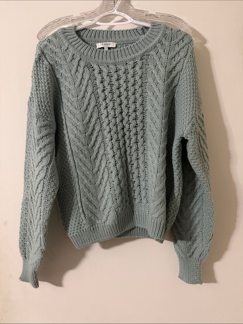 Textured Cable Crewneck Sweater in Seafoam Green